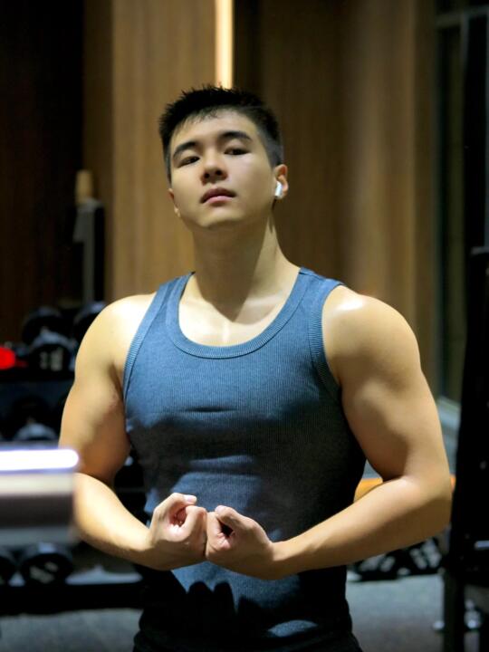 发现了一款健身人能用的男士素颜霜