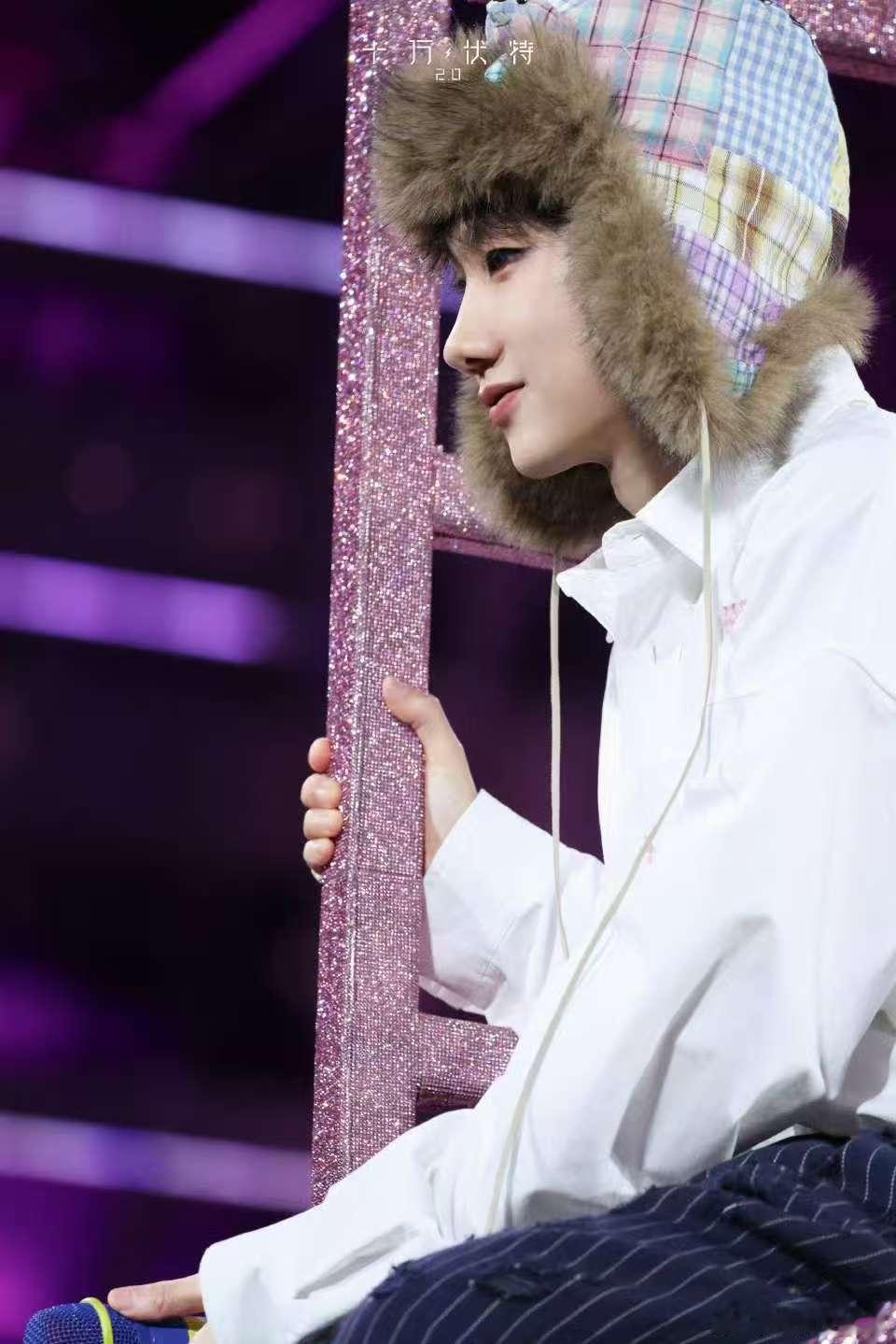 汪苏泷厦门演唱会第一天幸福收尾 天气和心情百分百适配，在恰好的温度，期待我们今天