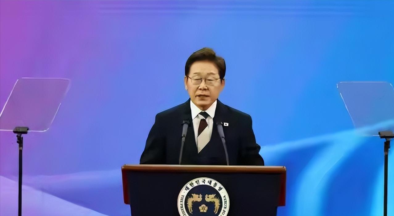 估计韩国总统李在明这次是真高兴了！
韩国APEC峰会召开在即，终于迎来了邻居大国
