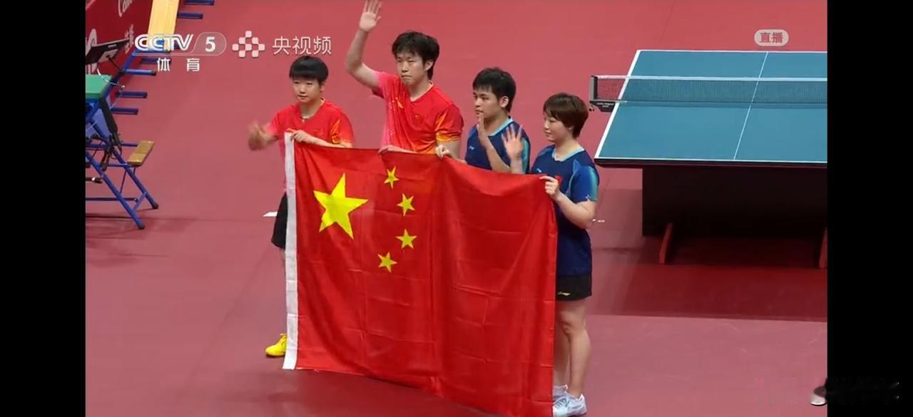 栋曼4:0莎头，拿下亚运会混双冠军！
看了今天莎莎的女单比赛，隐约感觉到今晚会输