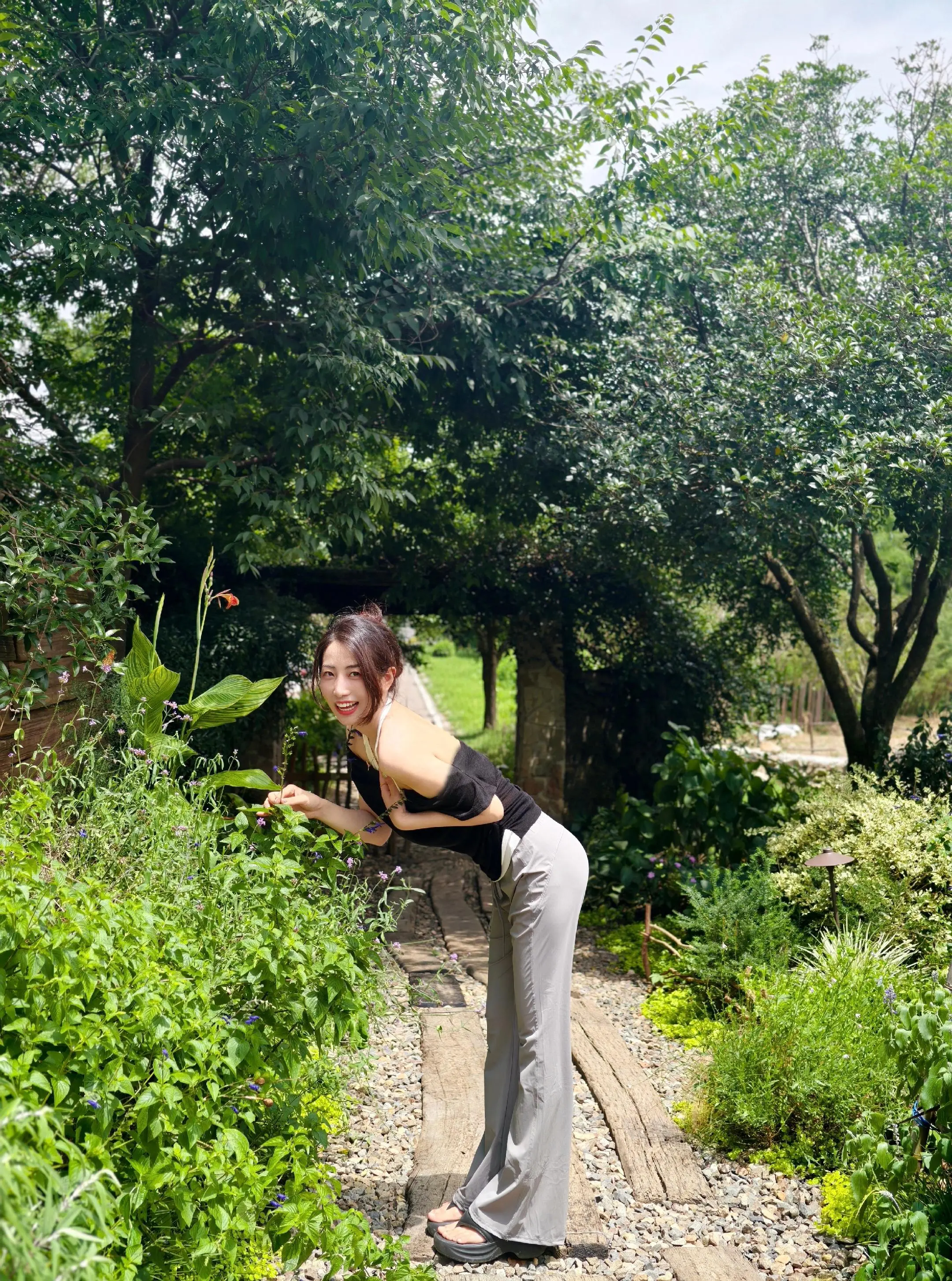 不骑车行么？ 行的扣1 不行扣眼珠子。