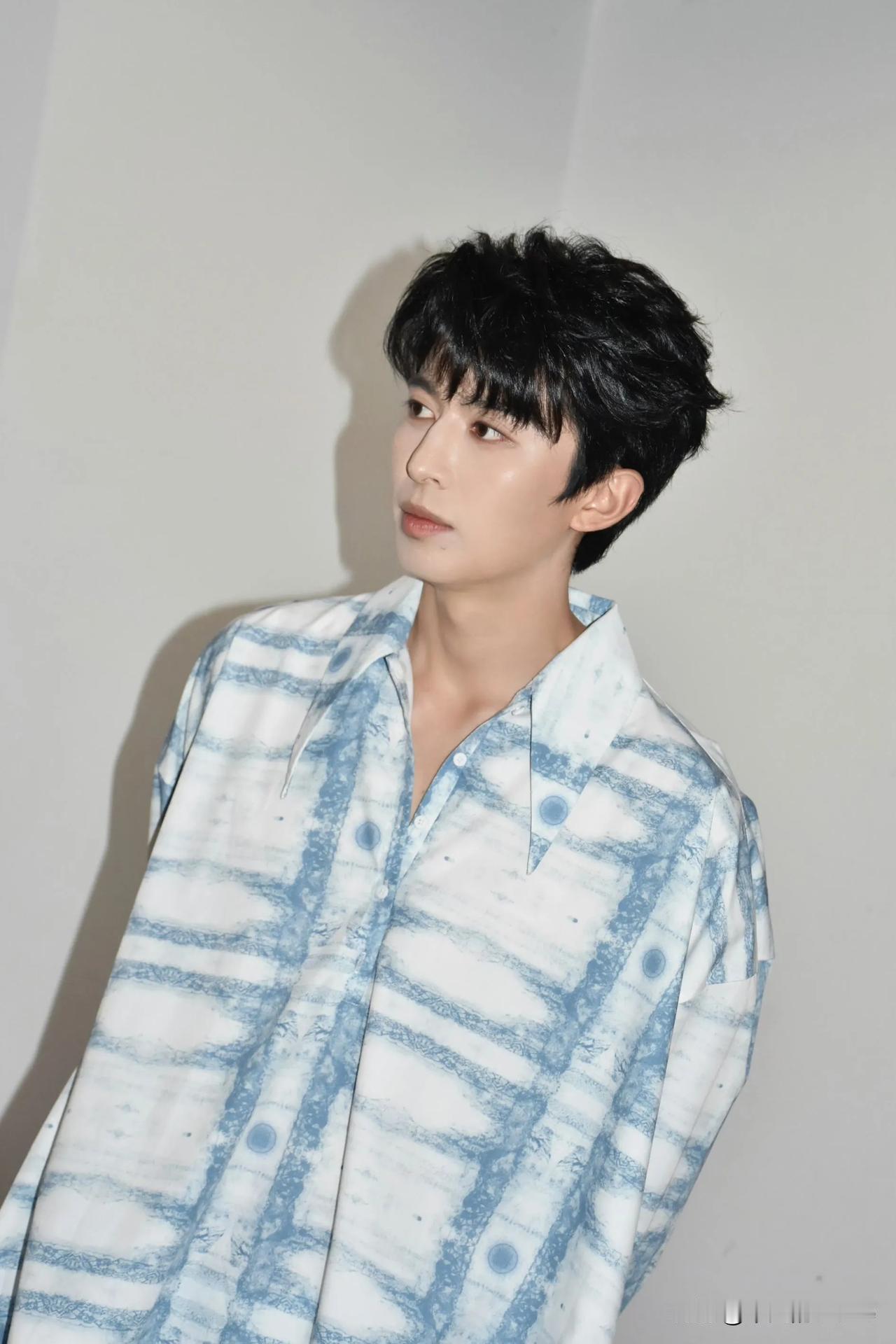 8月31日，十个勤天全国巡演广东佛山站正式开唱，给我的感觉就是好多人呀，哈哈哈。