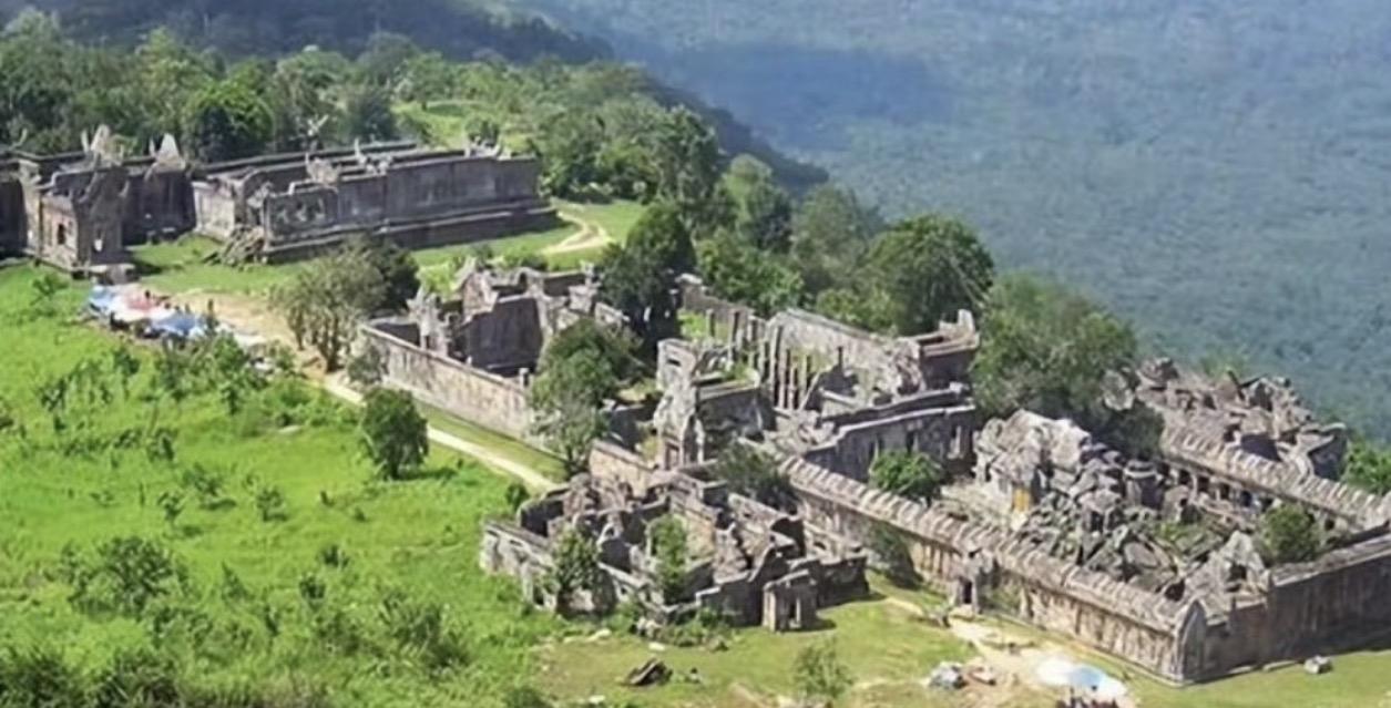 哎我去，泰国不是佛教国家吗？百分之九九的人信佛，！那泰柬冲突怎么还把柬埔寨寺庙给