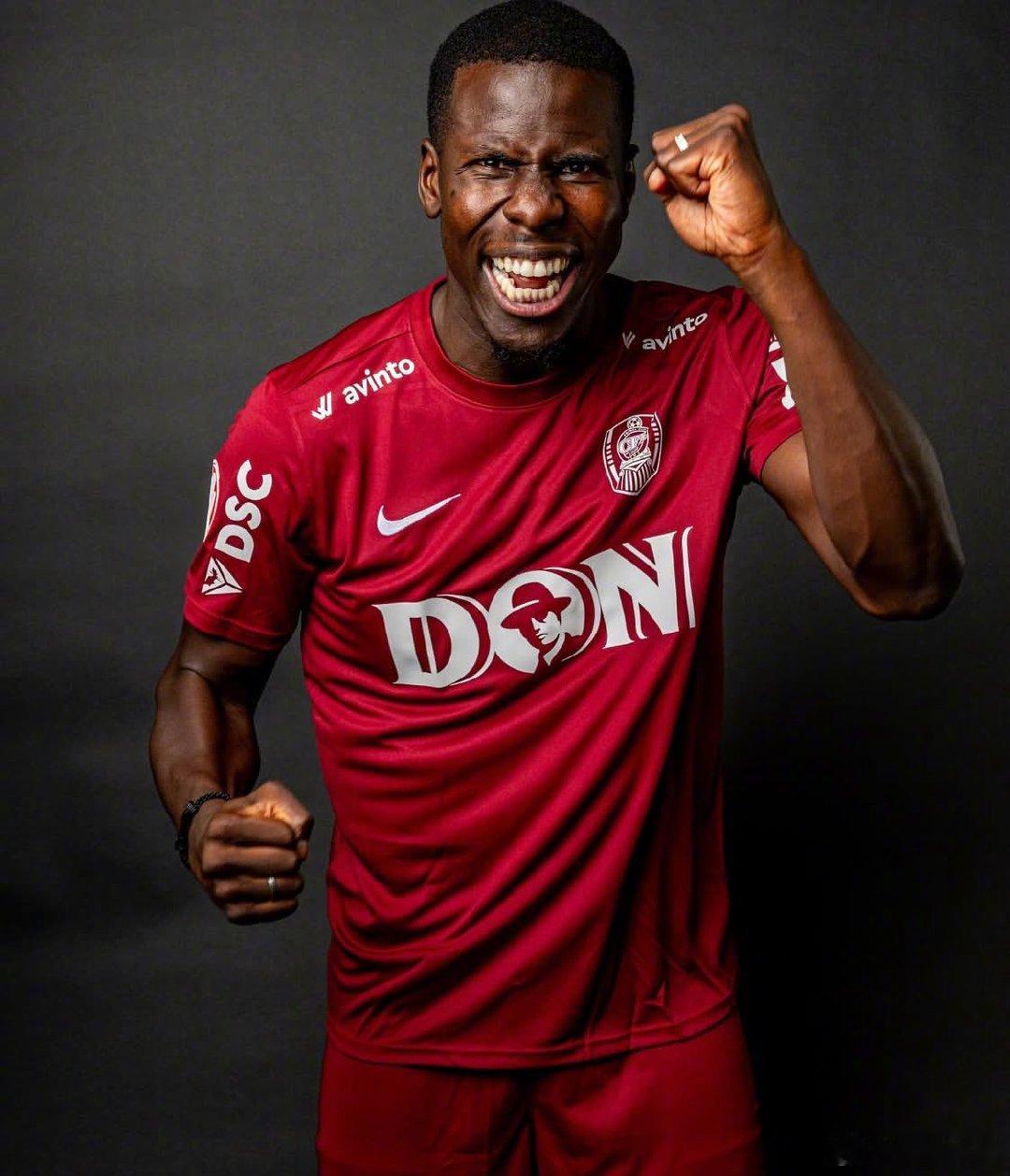 【自由球员】外媒：31岁的法国后卫祖马已经与克卢日解约，他曾效力过圣埃蒂安，切尔