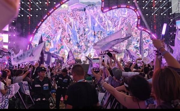 我嘞个邓为音乐节紫海邓为你怎么变成权志为了 ​​​