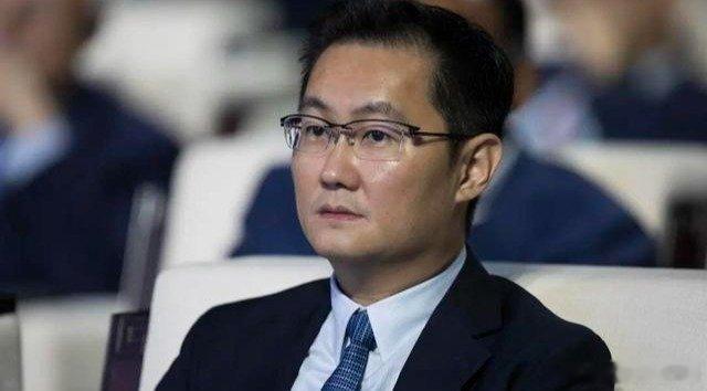 凤凰新闻【马化腾：一年前以为上了AI的船结果发现漏水了，现在站上去但还坐不下去】