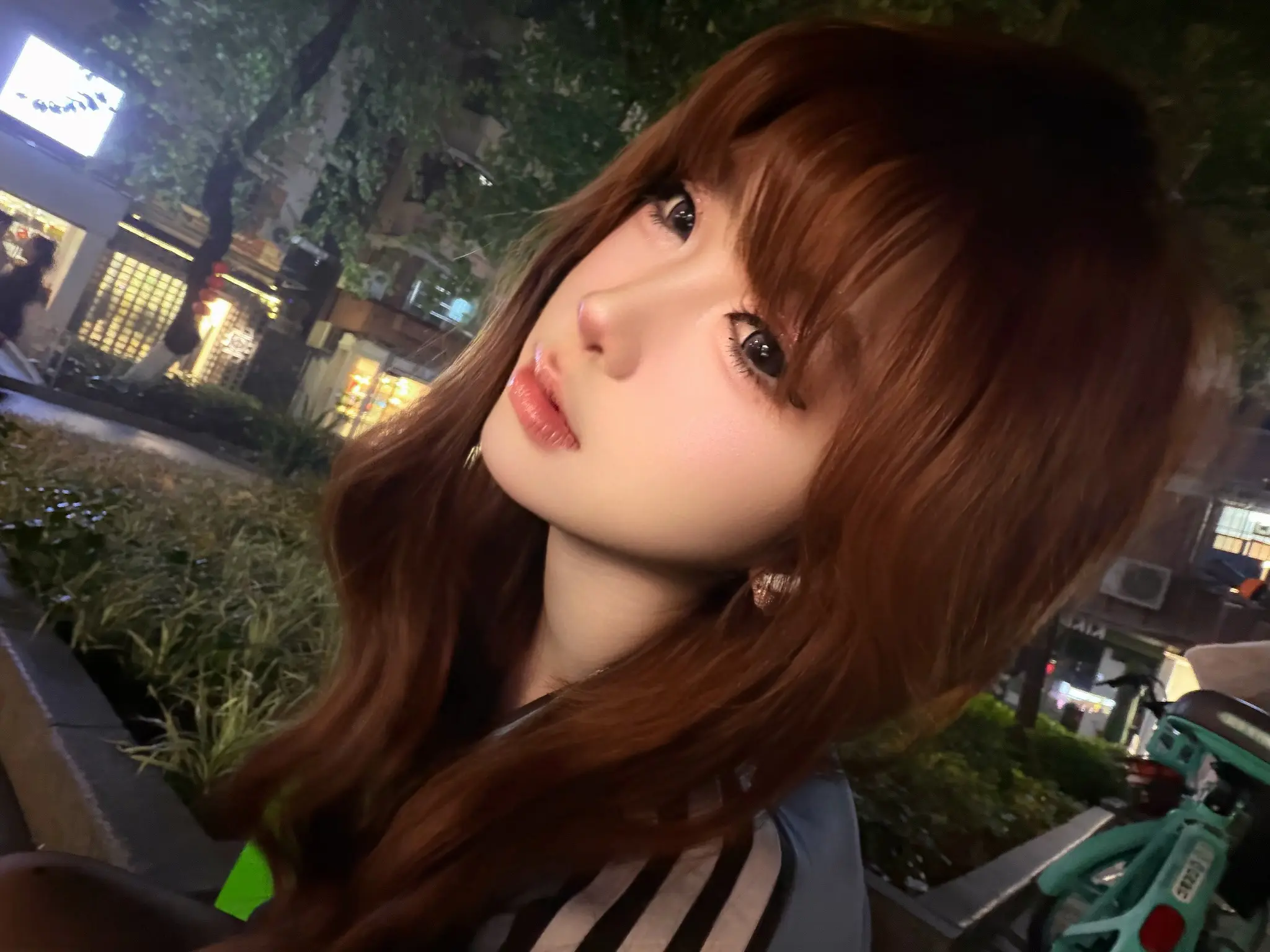 想和我纠缠不清 又舍不得爱我