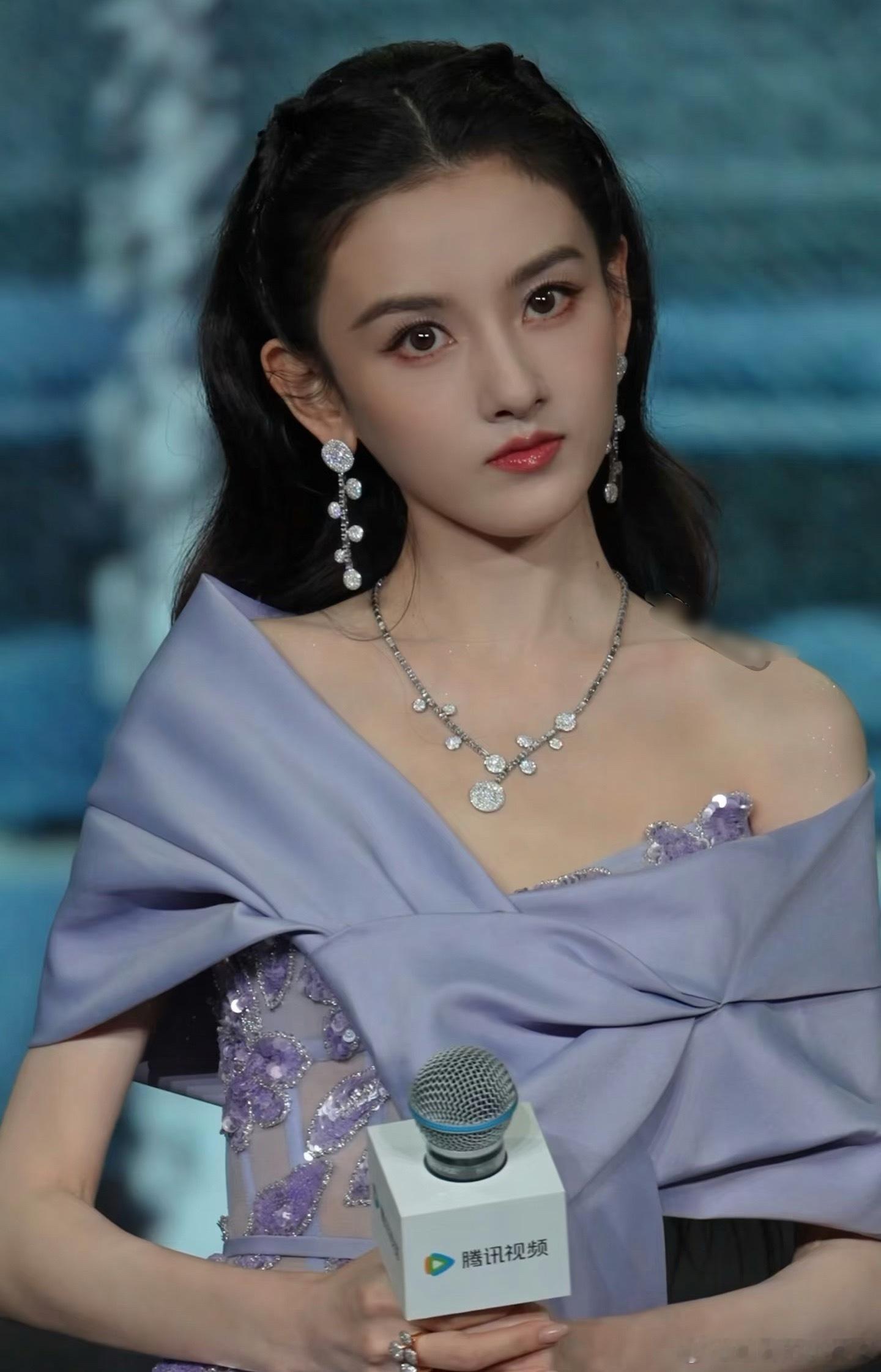 这个祖儿美的好清晰 
