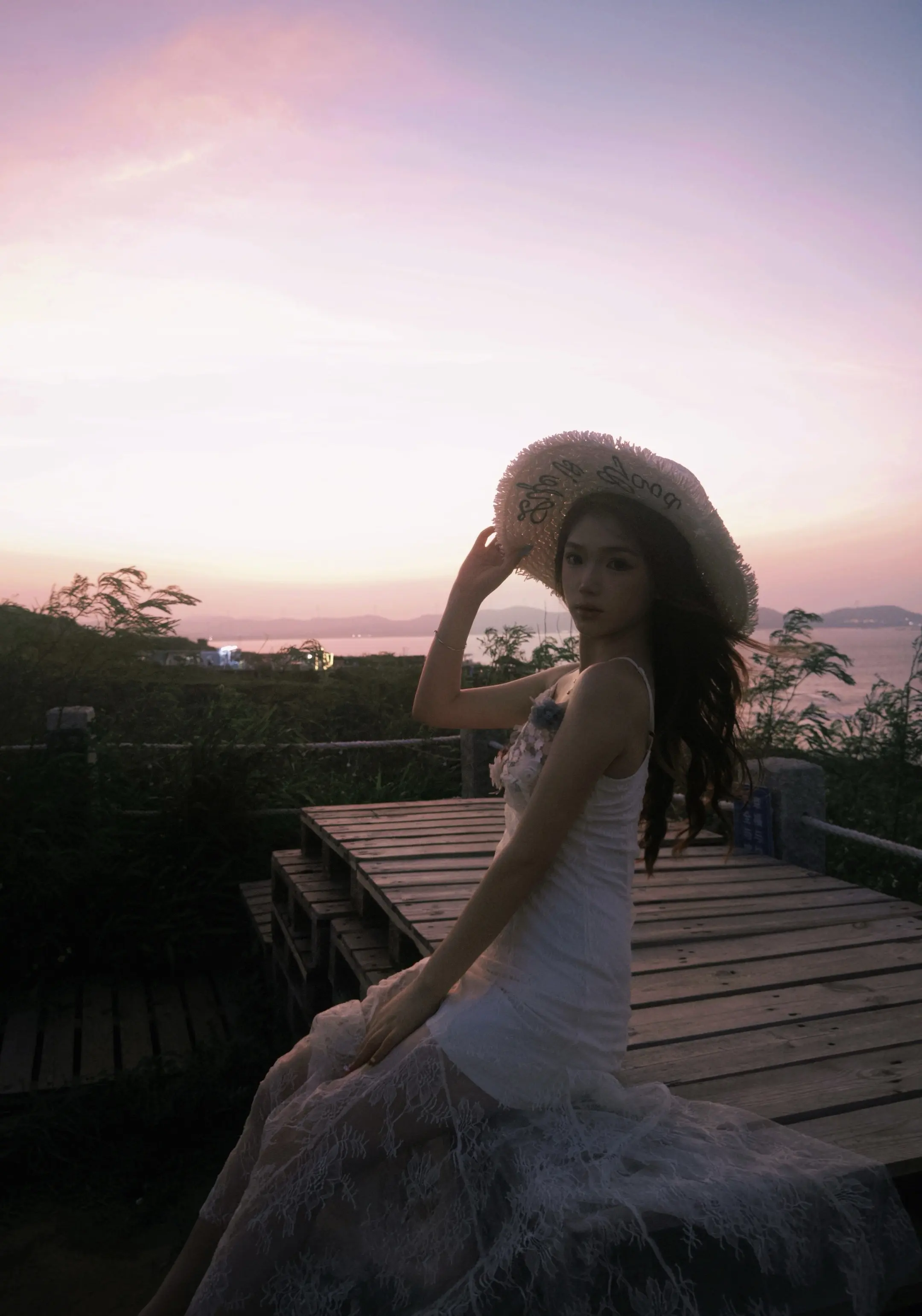 🌅🧡𝐑𝐨𝐦𝐚𝐧𝐭𝐢𝐜 𝐃𝐚𝐢𝐥𝐲