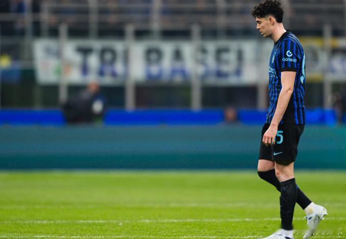 据《米兰体育报》报道称，巴萨可能将福特加入巴斯托尼交易降低转会费，国米要价600