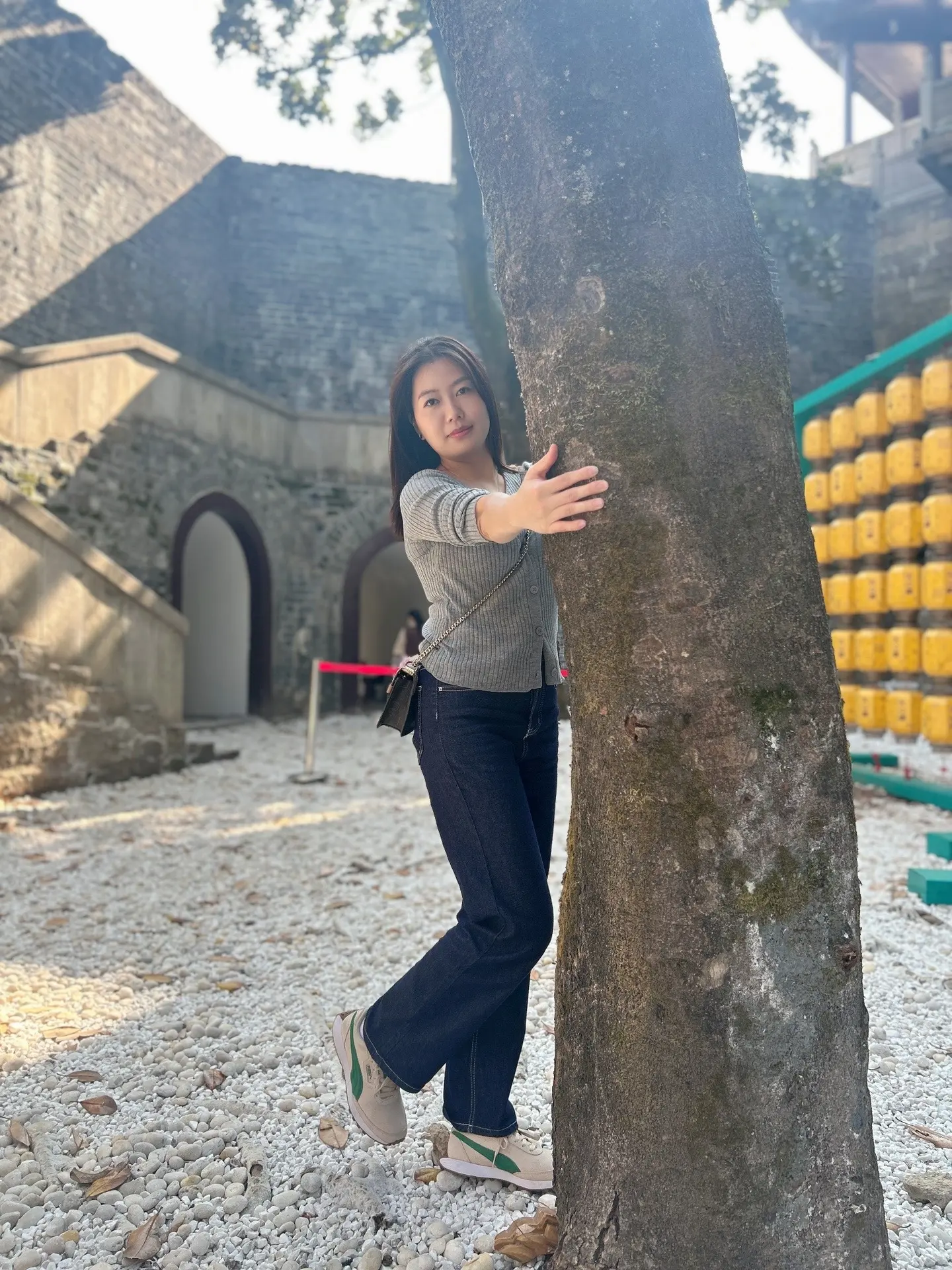 苹果原相机真的要不得😟😟.能把一个100斤的人拍成130斤ง😤ว...