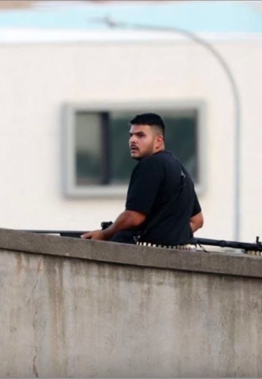 澳大利亚悉尼.邦迪海滩枪击事件的枪手之一。悉尼枪击事件已造成3人死亡热点现场海外