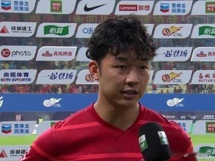 中超绯闻转会---严鼎皓…据传，年底和成都蓉城合同到期的严鼎皓即将加盟辽宁铁人，