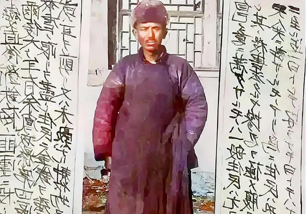 1938年，辽南的山林冰雪刺骨，东北抗联支队长赵庆吉连日行军，疲惫地沉沉睡去。跟