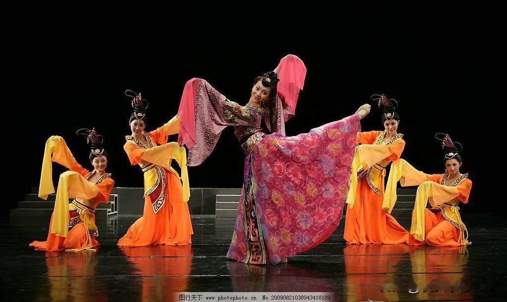 舞蹈的魅力-提升表达，赋予舞蹈生命

你是不是也曾被一段舞蹈深深打动，即使没有一