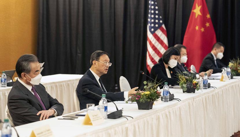 面对美国无理打压，服软没用，只会越打越凶，中国又是如何反击的？
 
依我看，单方
