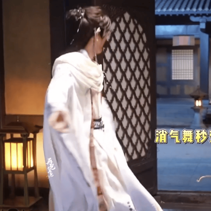 郭俊辰教成毅跳消气操这俩活宝简直太会整活了，郭俊辰教成毅跳消气操，真的太有意思了