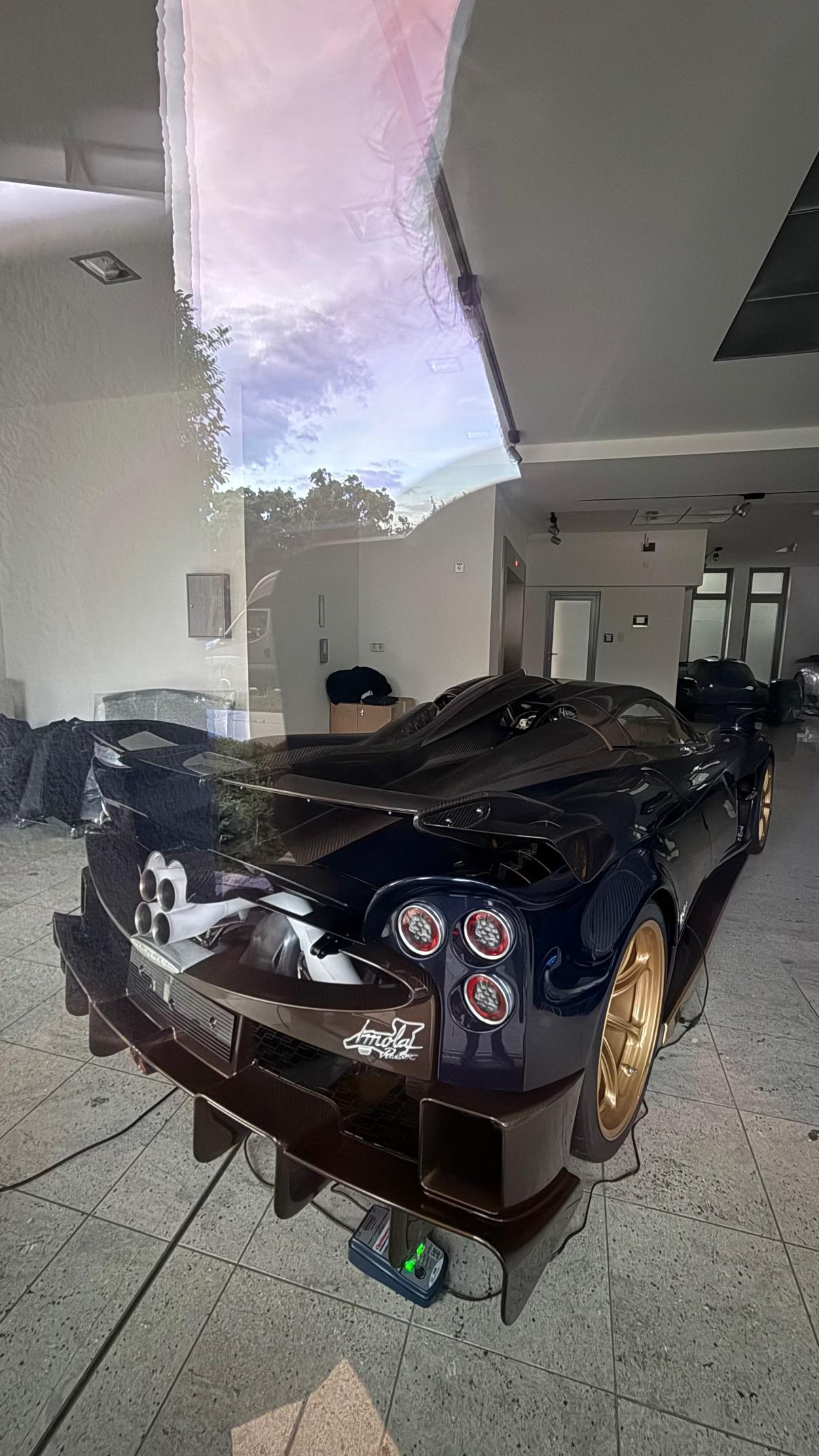 唯一一台交付欧洲的Pagani Imola Roadster 6号车在...