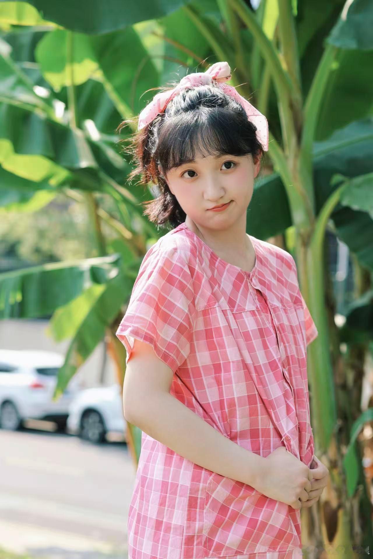 肖曼肖曼莫离内娱00后宝藏甜妹肖曼被我挖到！看《莫离》直接被青玉圈粉，甜得自然不