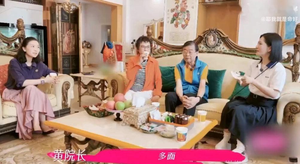 谢娜买20小时站票参加考试 姐姐当家 谢娜拍电影遇考试，无座站20多小时，腿肿不