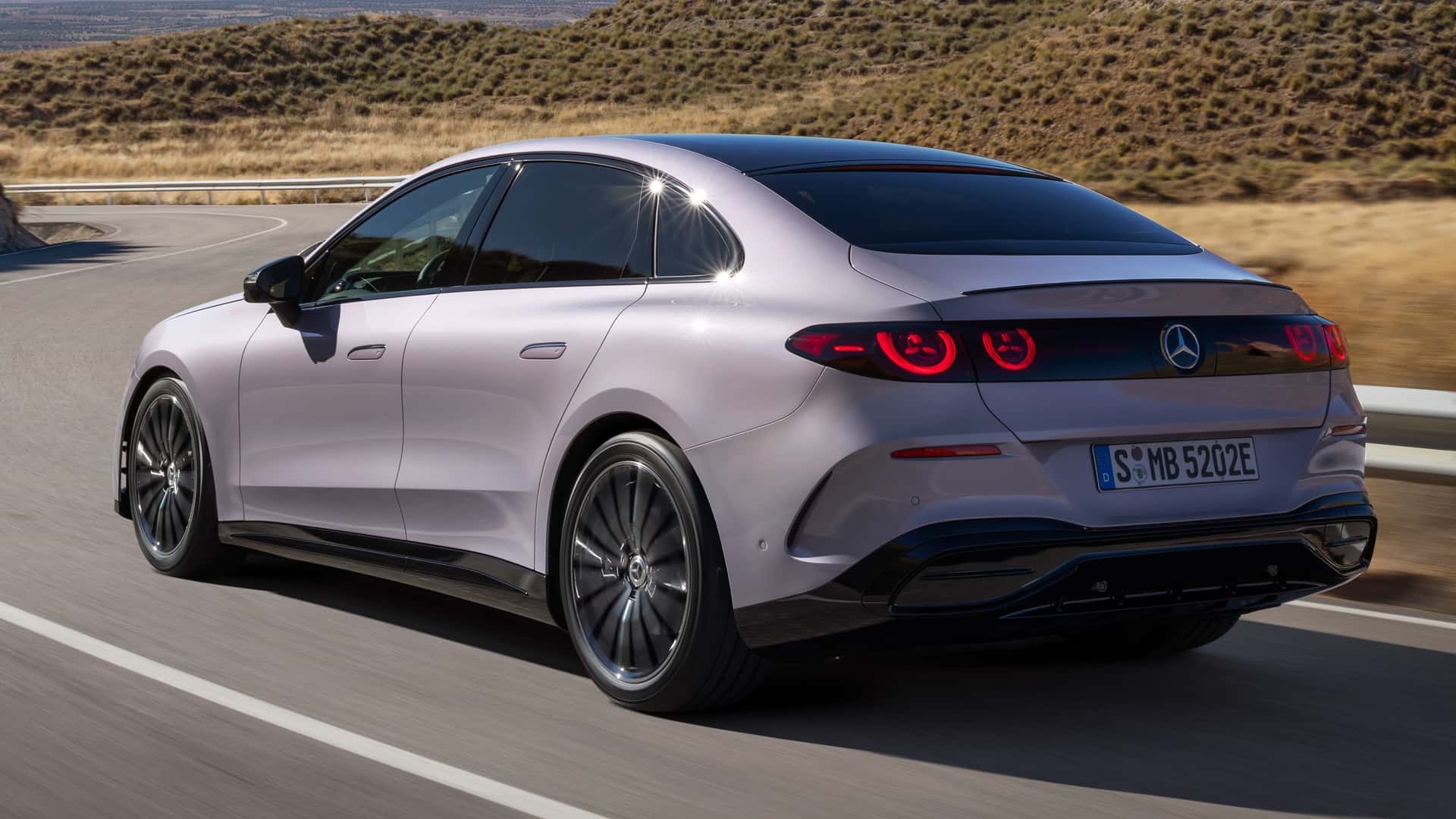 奔驰纯电C级，更多官图 保罗车闻 2026北京车展