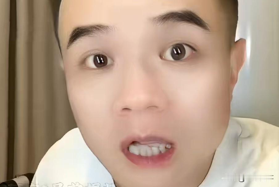 小胖解释为啥叫“驴家小舞台”，二驴为贴近老百姓的生活！

       我们舞台