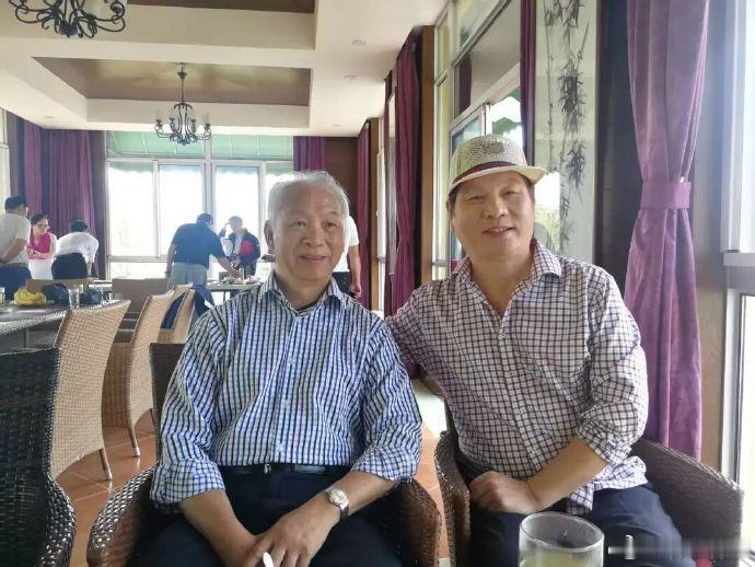 20年100面古镜他在台州读懂千年镜文化 收藏的最高境界，是从“捡漏”的欣喜走向
