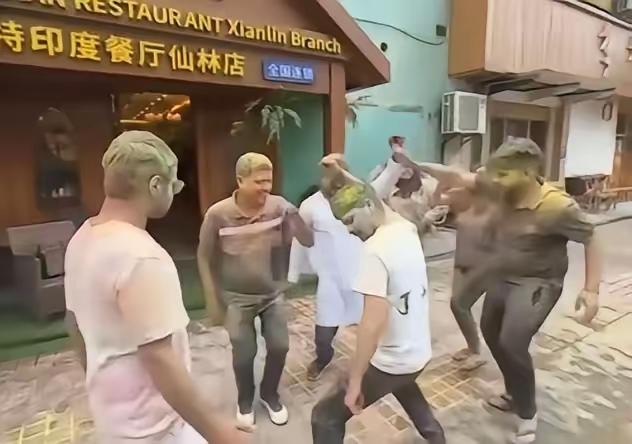 中国好不容易拼出个国泰民安，几代人的血汗都砌在今天的稳定、安全和基建里了。这份家