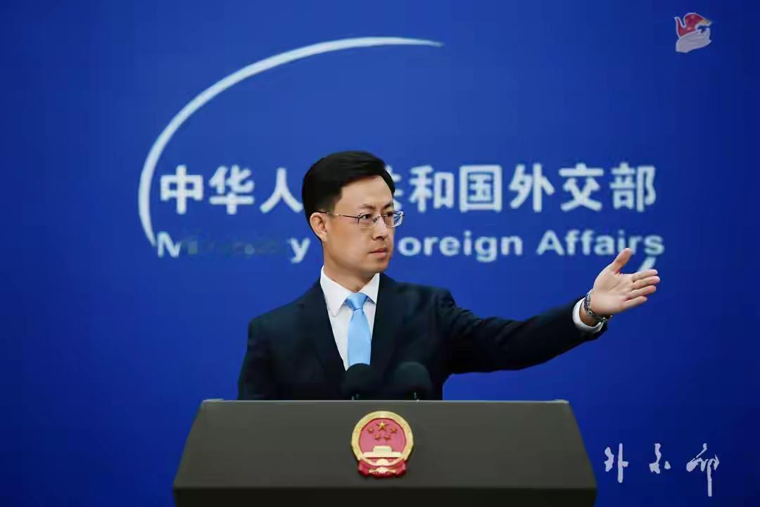 日特务走私稀土被抓，日本人气疯了：快派出特种部队潜入中国抢人
日本特务走私稀土败