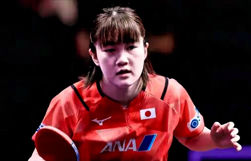 好奇的查了一下大藤沙月的家庭背景，看后立刻对这位小女子肃然起敬！
幼年时母亲就因