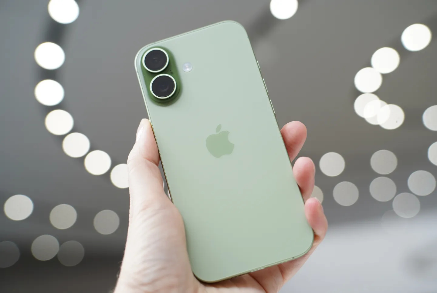 苹果发布会有何亮点苹果发布会一组外媒上手iPhone 17系列的真机图，我敢说今