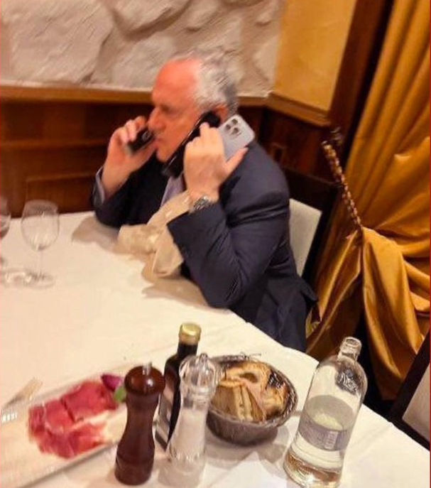 意甲最敬业的主席洛蒂托…3机同时在线 ​​​