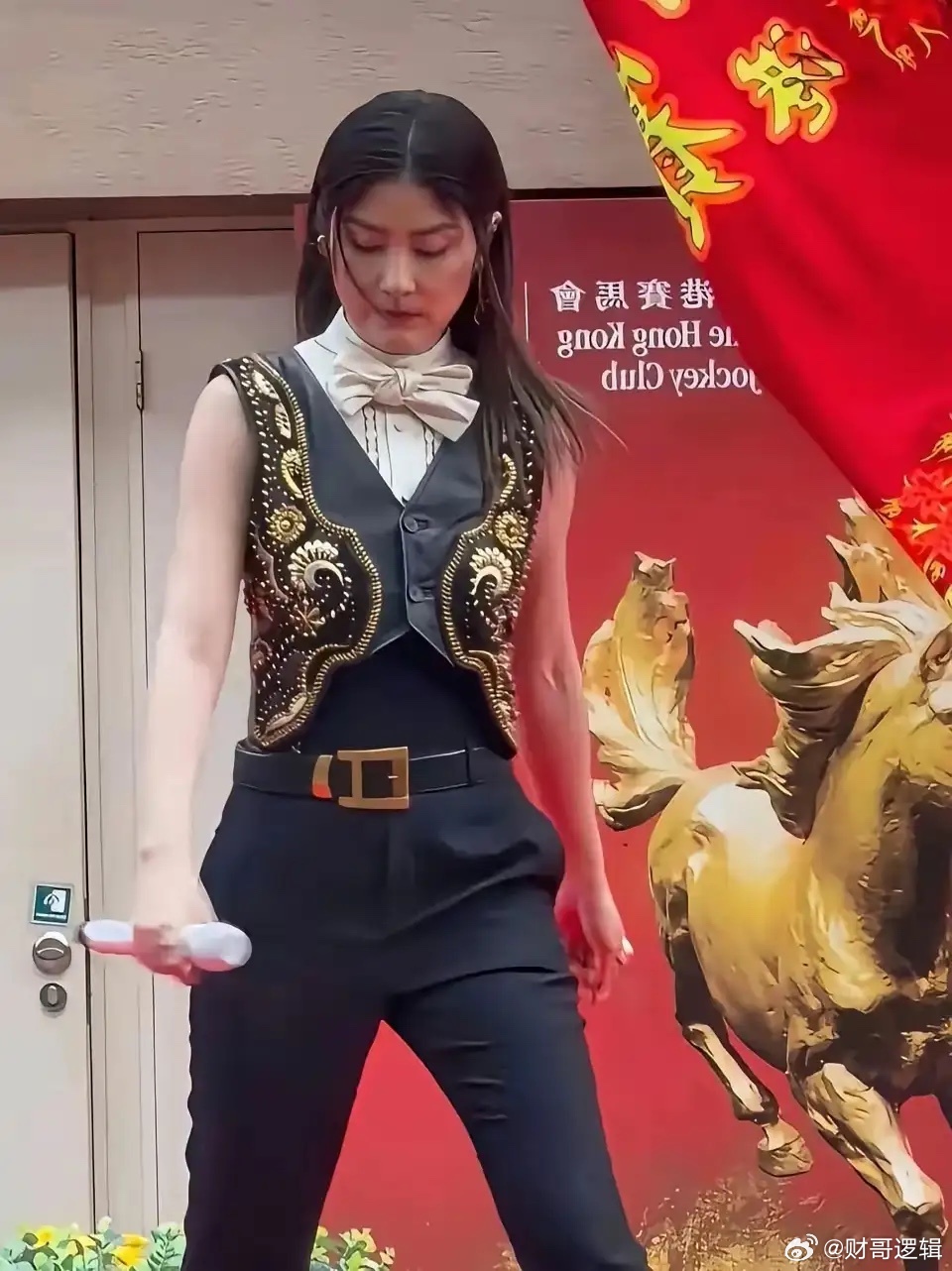 香港明星跟大陆不一样你知道她是谁么当年可火了 