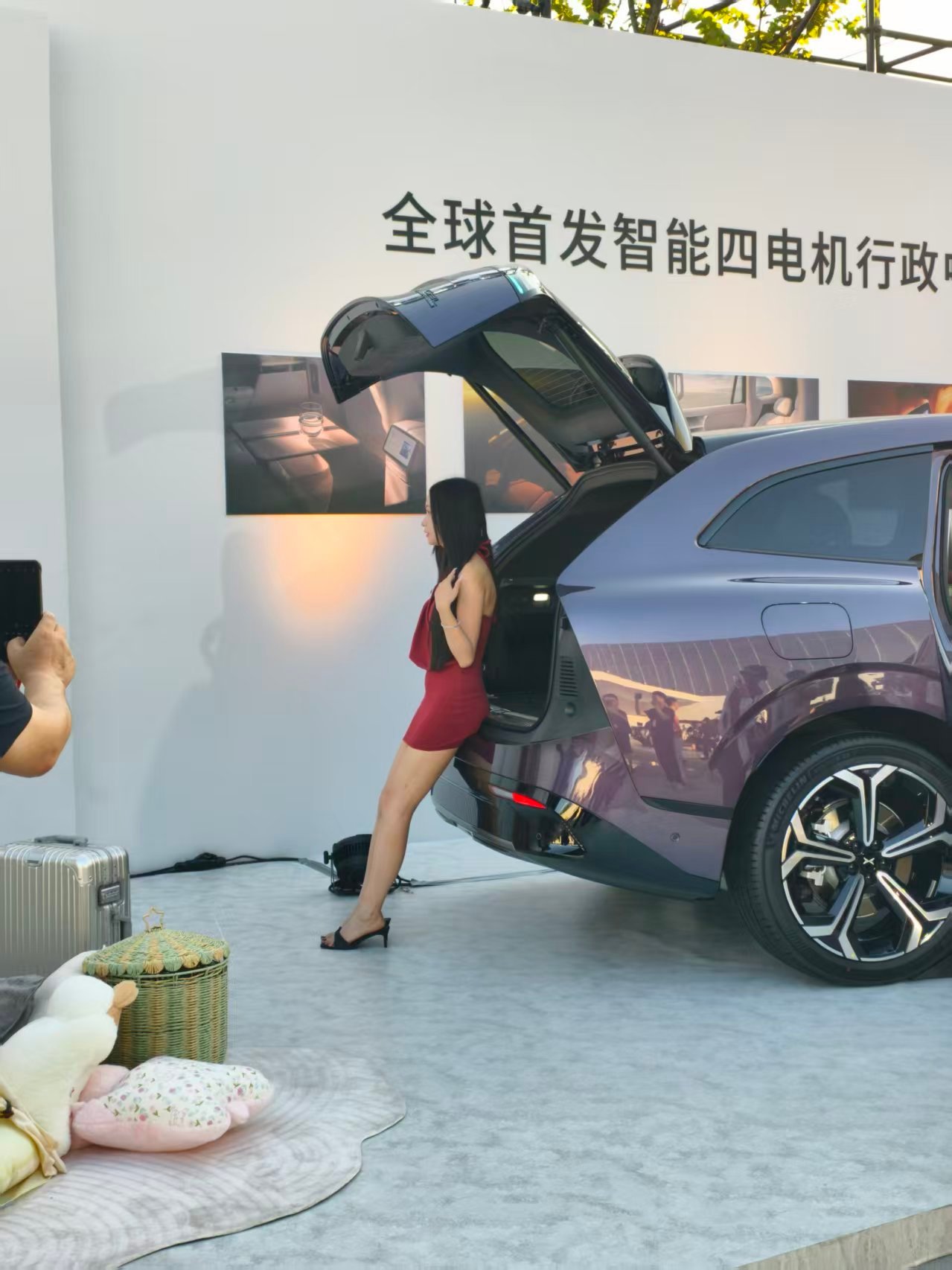 小鹏G8L发布会现场，车子好看吧。小鹏G9L