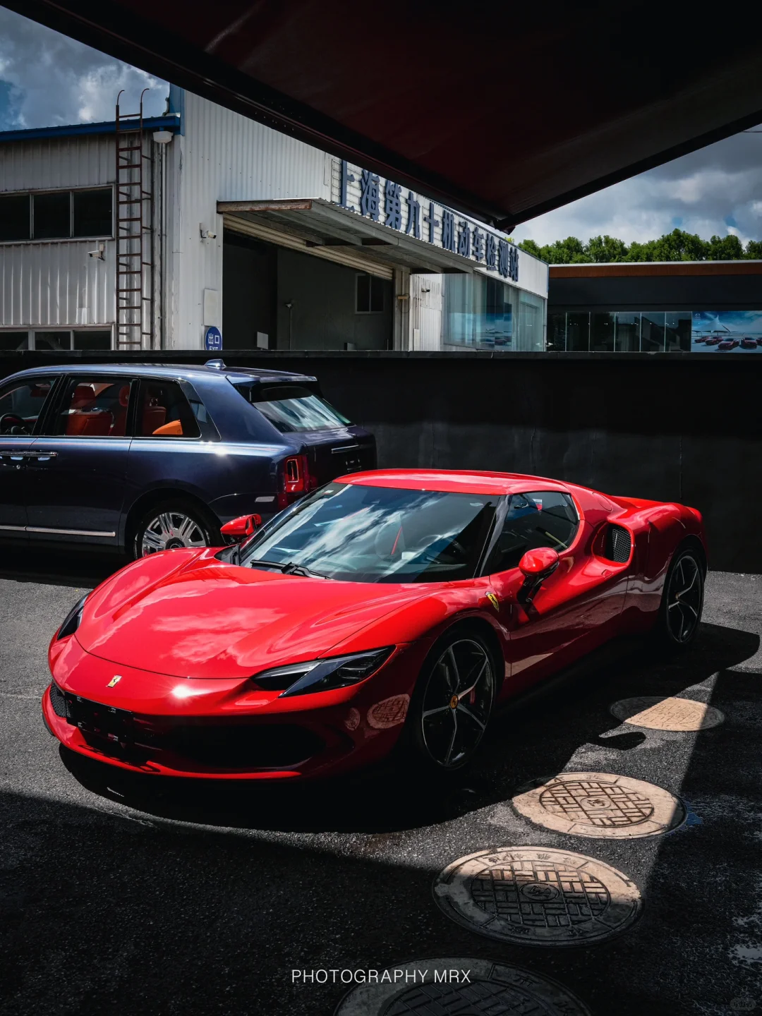 Ferrari 296｜这样的红色，你受的了吗？