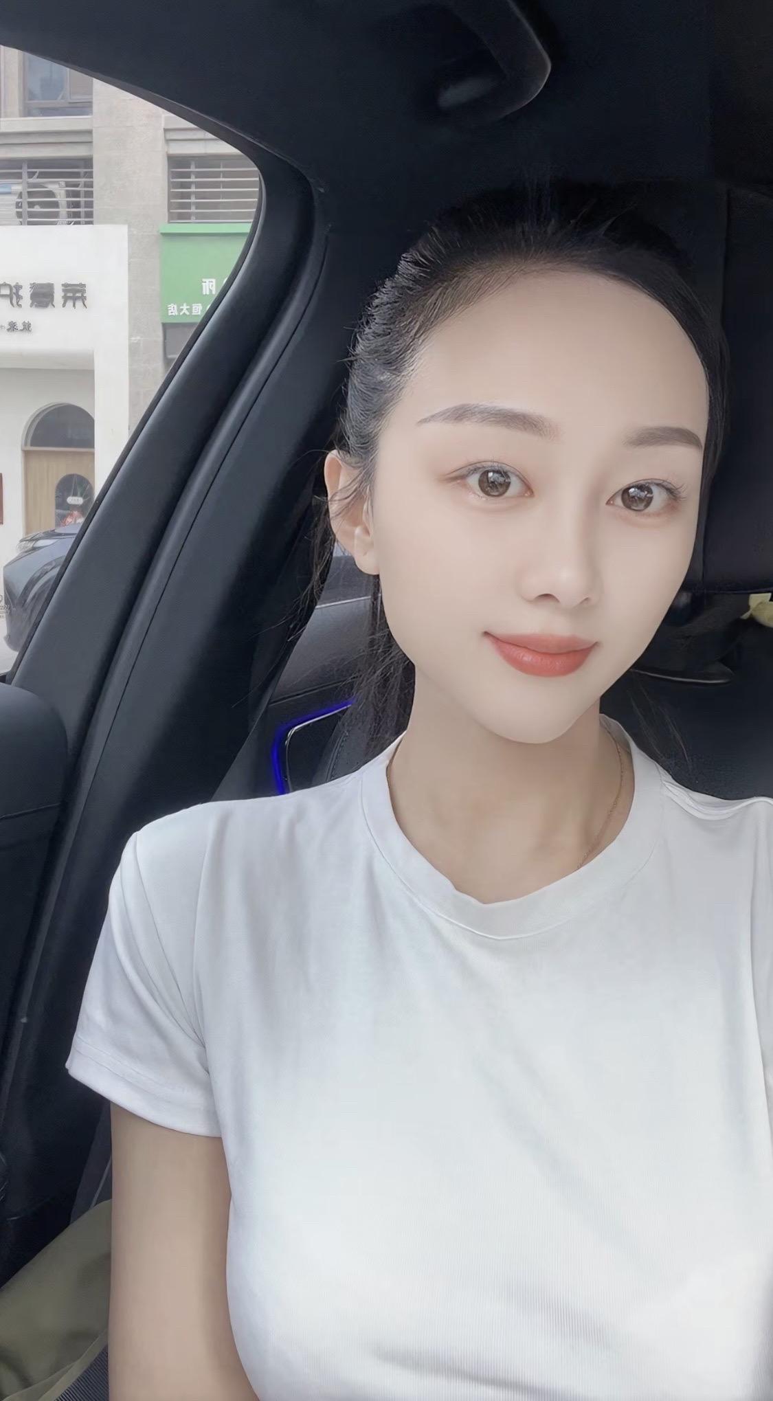 被这首歌洗脑了
