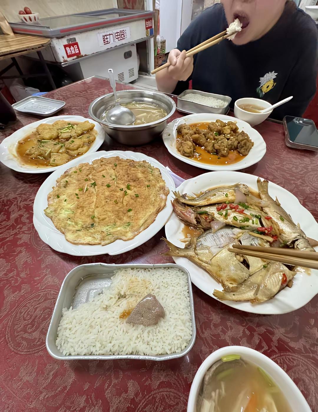 这蒸饭大家应该好久没吃了吧！