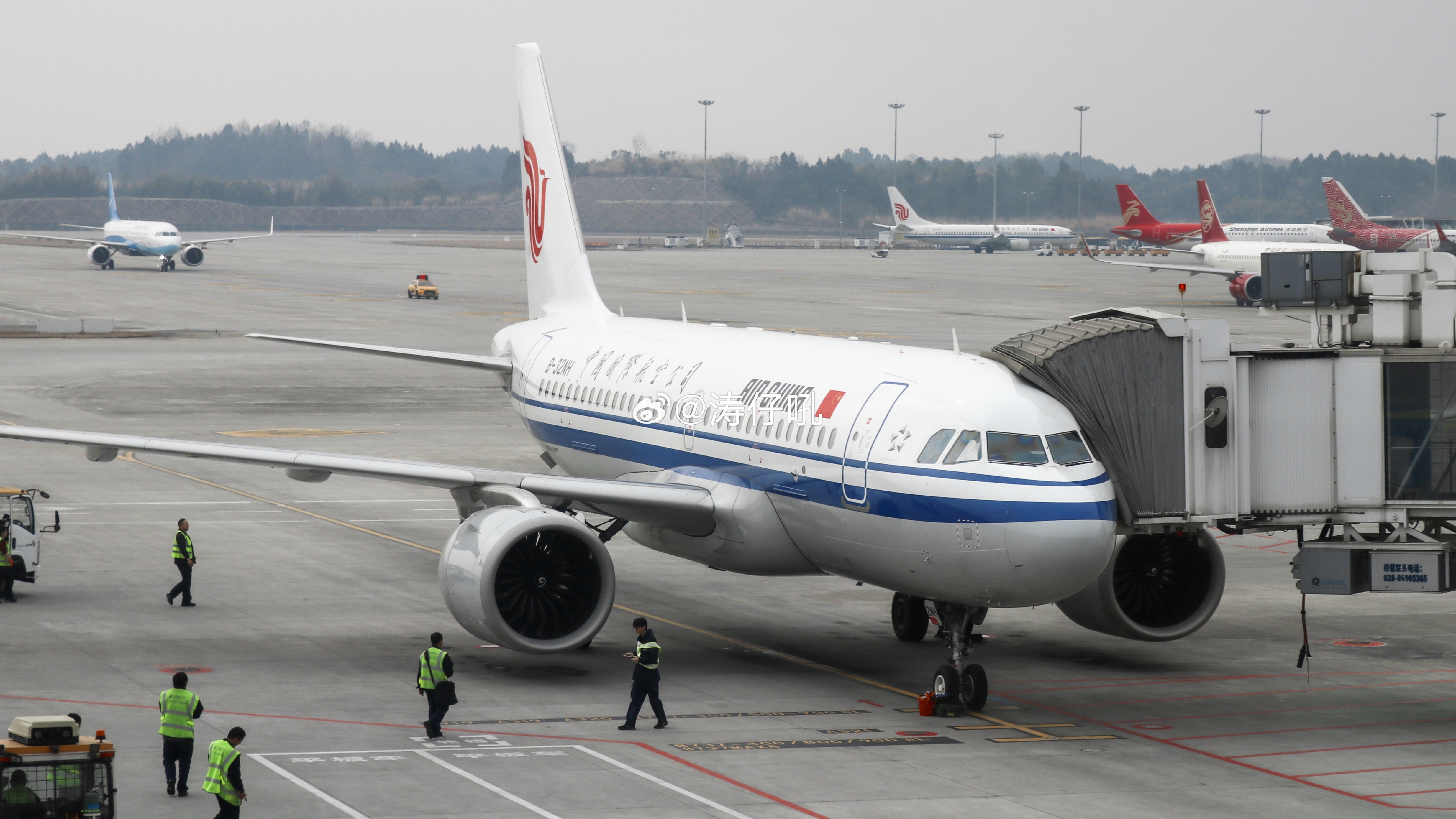 中国国航第十架A319NEO/注册号B-32S3于今日正式交付，飞机于今晨执行C