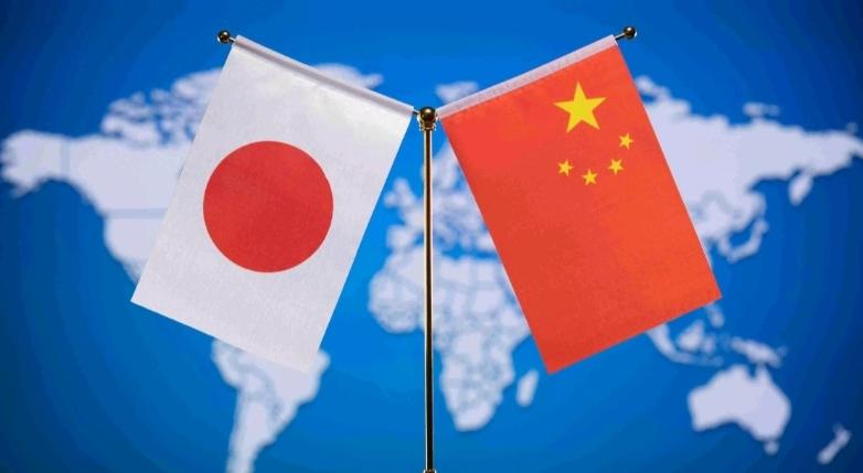 忍不住了！日本前外务省副大臣表示，G7国家中，只有日本因疏远中国，正走向被孤立。