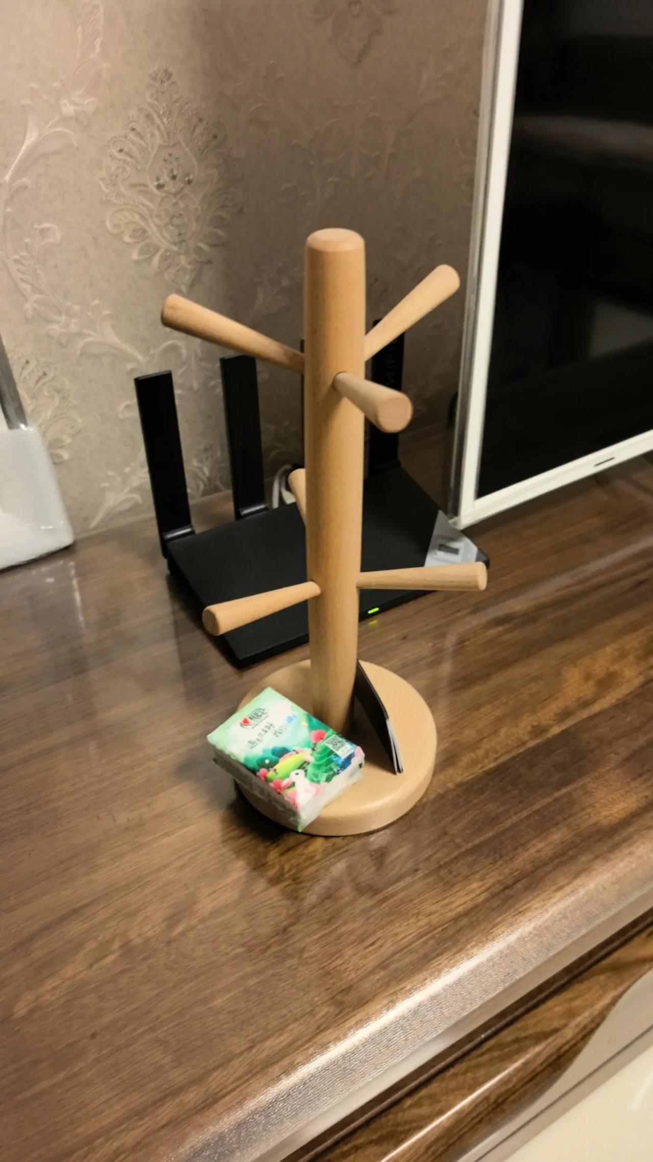 昨天下午，来到呼和浩特市新城区的一个小区里，陪着朋友看了一套房子，这套房子面积9