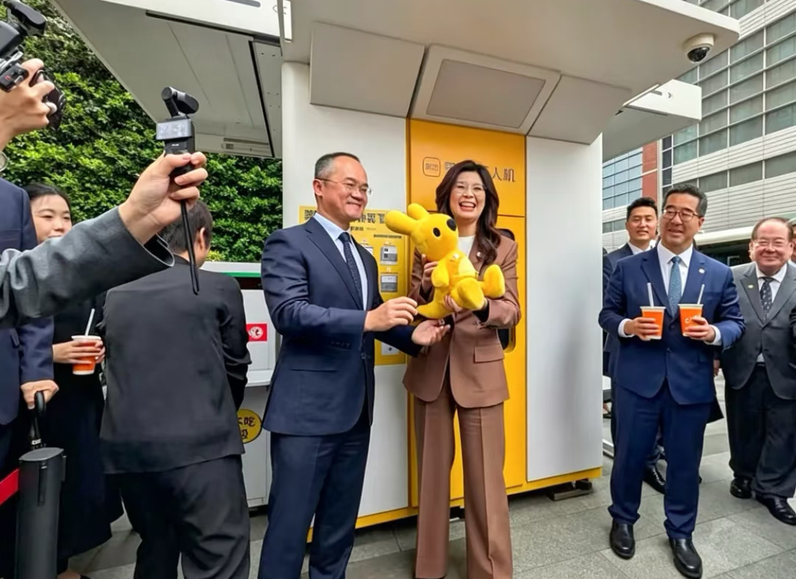 感觉能让王兴露面的场合，确实不多了。 