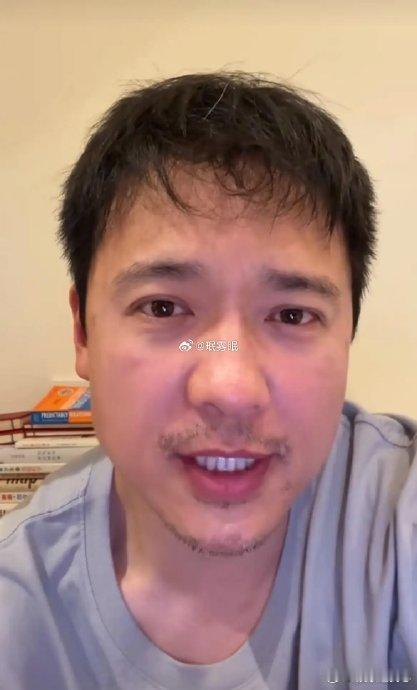 黄旭熙SM解约最近，娱乐圈又有大消息传来，黄旭熙与 SM 娱乐正式解约啦！这一消