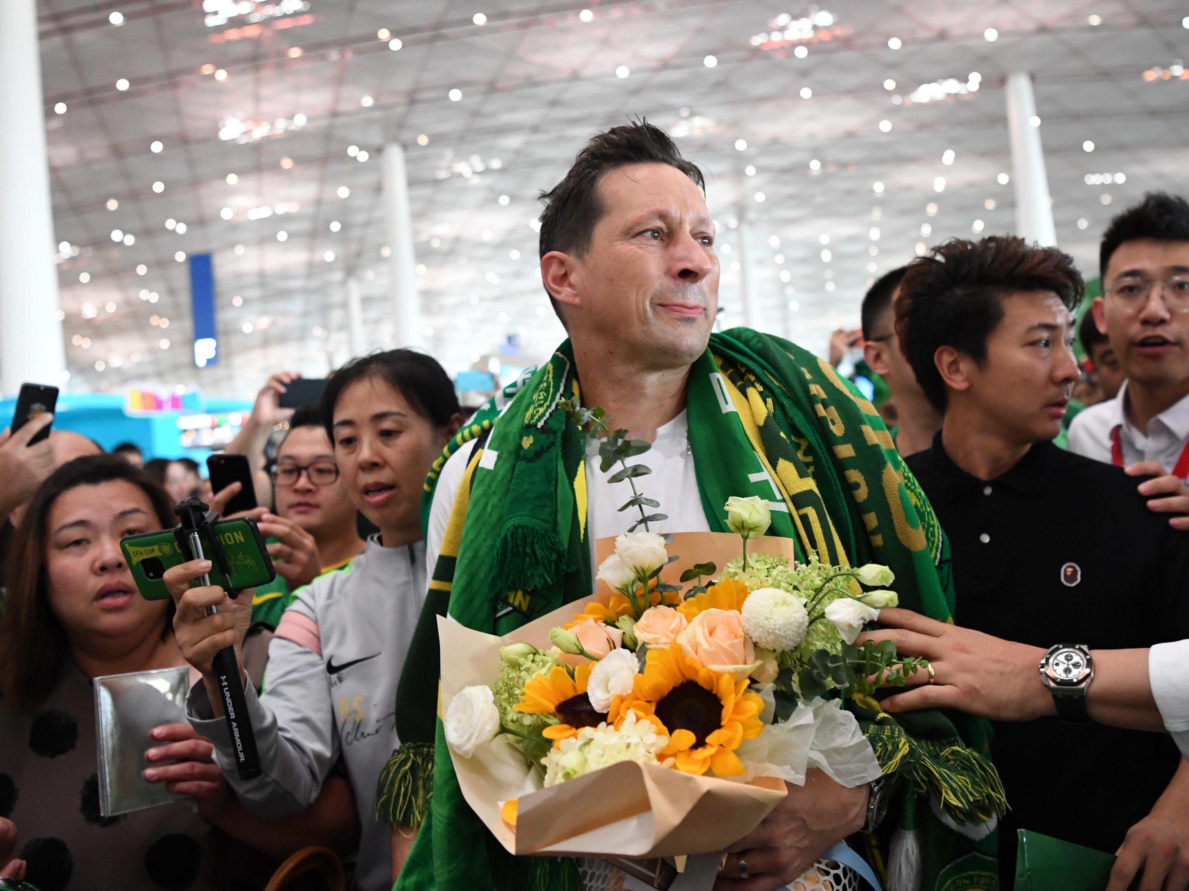 北京国安北京国安 一张老照片—“送别施密特”。 