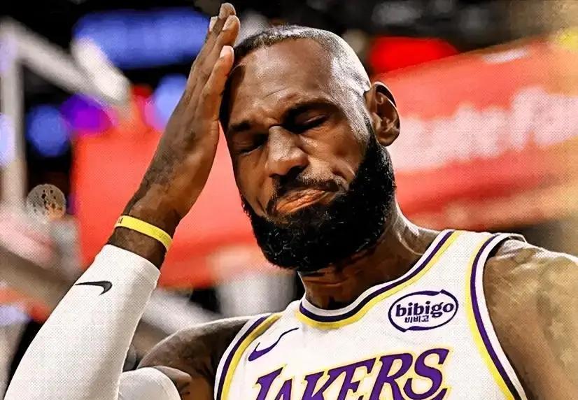 别再怪詹姆斯了。湖人烂到根子上了。
 
詹姆斯提前离场，不是第一次。但他、八村塁