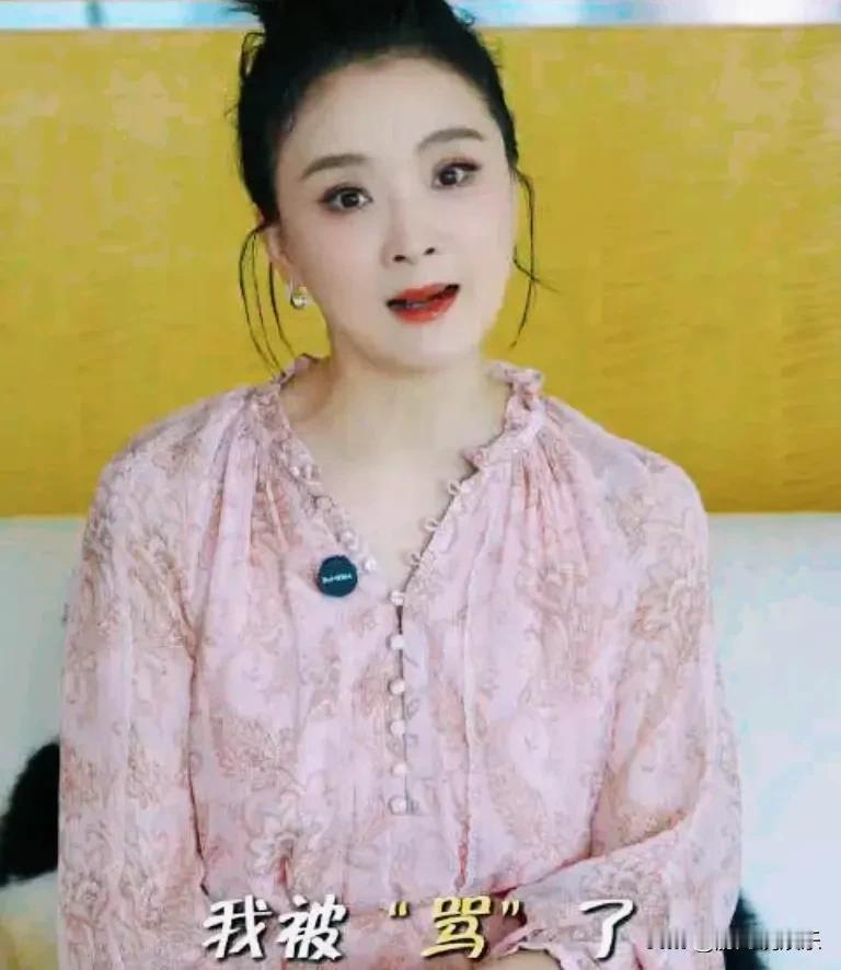 “晴格格”王艳为何在直播带货时屡遭质疑？她的富豪丈夫又面临怎样的困境？
近年来，