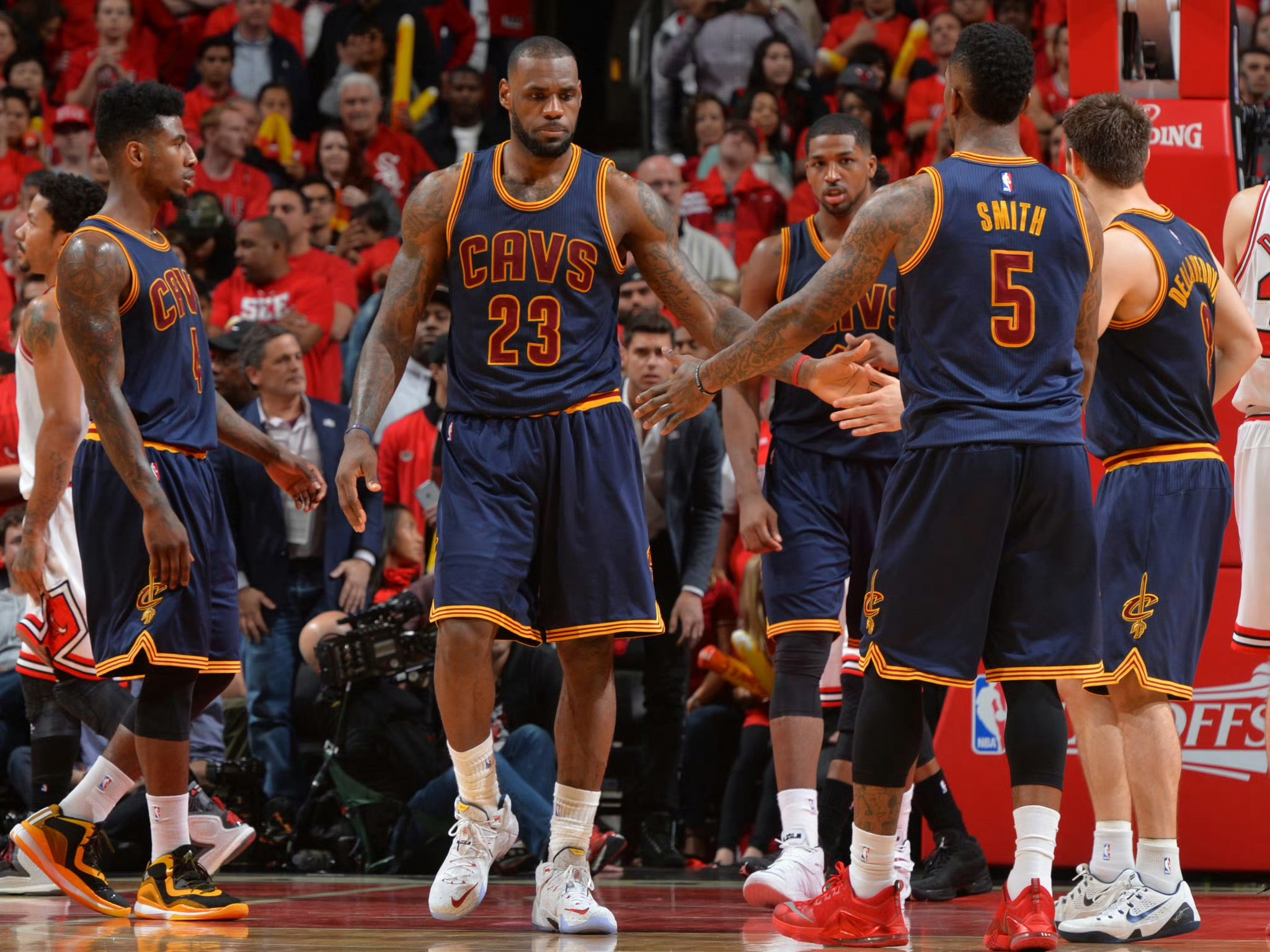 经典的海军蓝克利夫兰骑士骑士詹姆斯nba