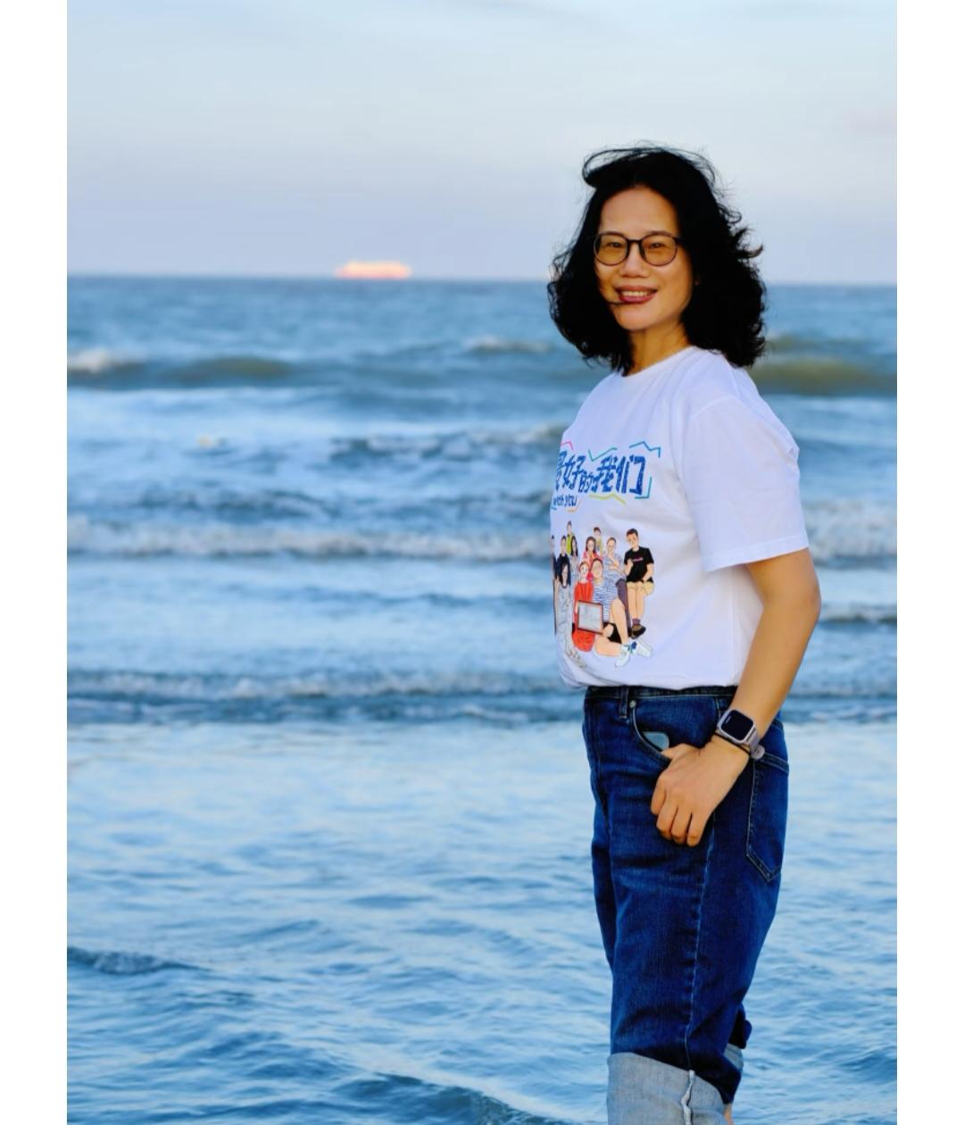 退休后最大的优点是什么？
昨天看到一个网友的回答
感觉总结的太到位了
不是不用上