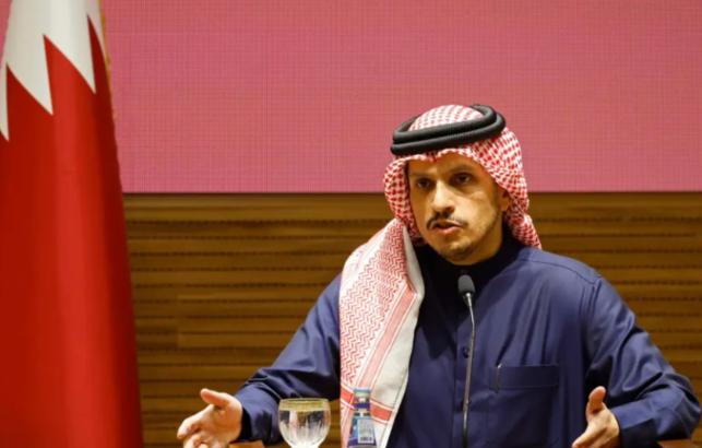 五枚导弹，拦下四枚，就那漏网的一枚，不偏不倚，正好砸中。炸的不是别的地方，是卡塔