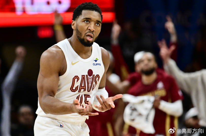 NBA常规赛，骑士客场133-107大胜76人。本场比赛米切尔发挥出色，出战33