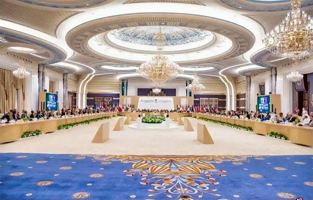 中国、美国、印度等40多个国家代表参加的乌克兰和平峰会，在沙特阿拉伯第二大城市吉